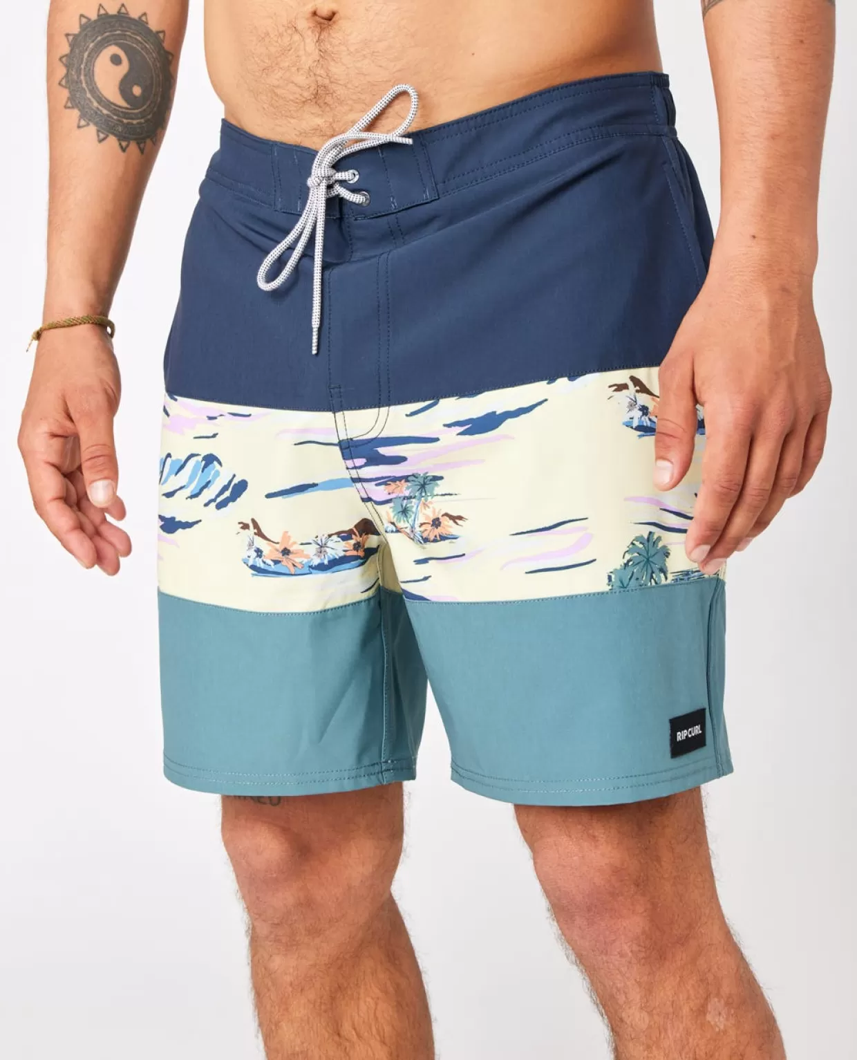 Cheap Nu Divided Semi Elastic 17"Boardshort Boardshorts