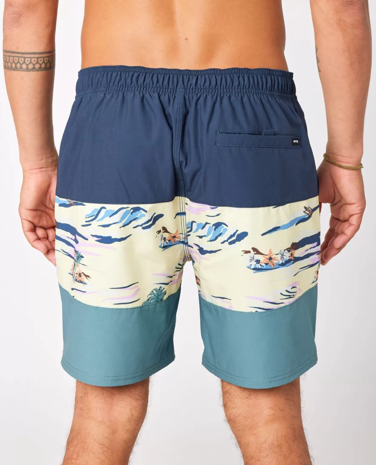 Cheap Nu Divided Semi Elastic 17"Boardshort Boardshorts