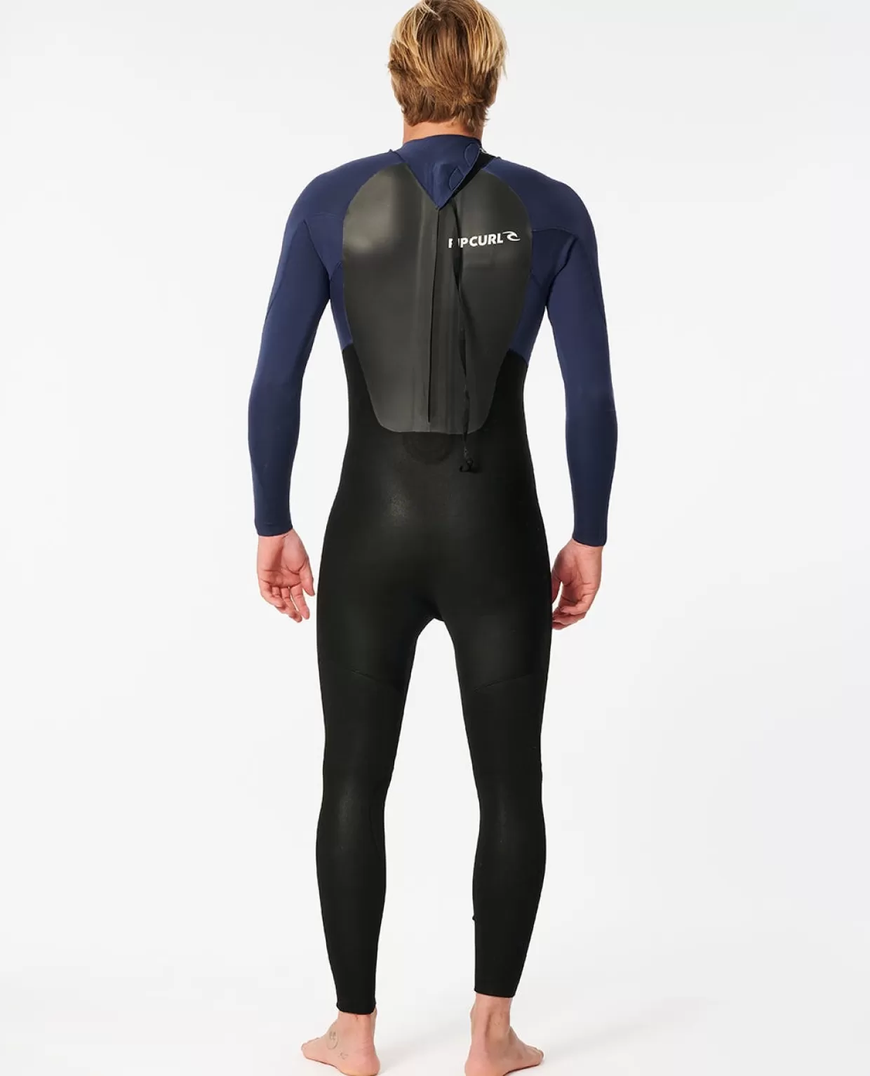 Hot Omega 3/2 Back Zip wetsuit Steamers